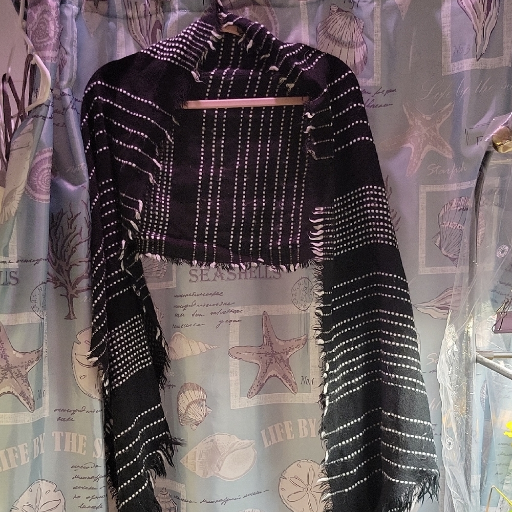 Minicci Oversized Black White Patterned Scarf 100% Acrylic Super Soft Warm